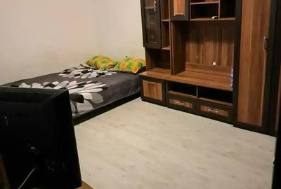 Inchiriez garsoniera. - 4