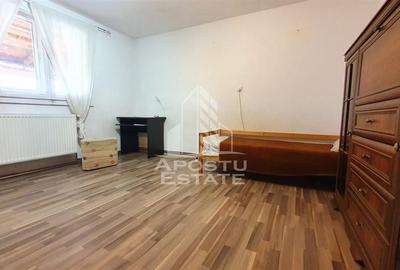 Apartament cu 4 camere semidecomandat, mobilat în Buziașului - 3
