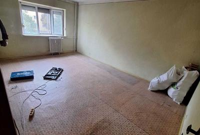 Apartament cu 3 camere decomandat în Calea Aradului - 4