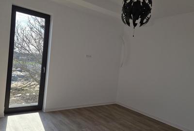 Casă cu Teren 230 Mp în Berceni - 7