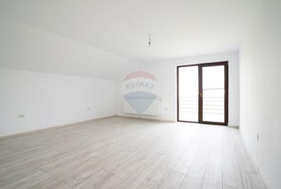 Casă cu 4 camere cu Teren 1000 Mp în Bradu - 12