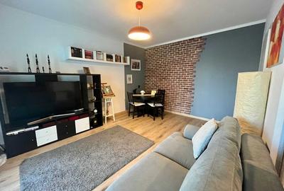 Apartament cu 2 camere decomandat, mobilat în Politehnica