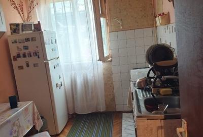 Apartament de vânzare Rm.Vâlcea - str. Dr. Hacman, zona Nord Apartament de vânzare Rm.Vâlcea - str. Dr. Hacman, zona Nord - 5