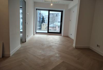 Apartament cu 2 camere semidecomandat în Unirii - 3