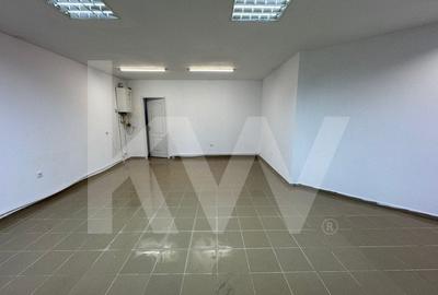 Spatiu comercial de inchiriat - 50 mp - zona foarte linistita de case - 4