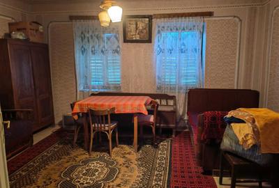 Casă cu 4 camere decomandat în Retiș - 2