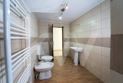 Casă individuală cu 5 camere cu Canalizare în Cristian - 18