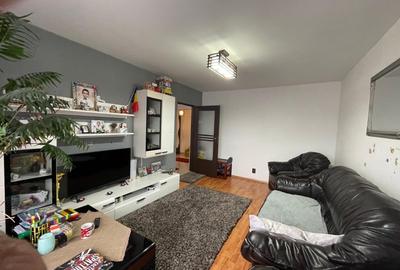 Apartament de vanzare cu 3 camere, 69 mp,  zona Salajanca - 8