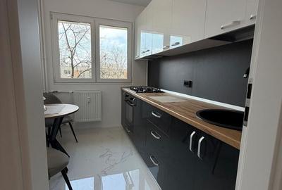 Apartament cu 2 camere decomandat în Titan - 2