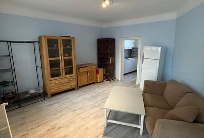 Apartament cu 3 camere decomandat în Central - 3