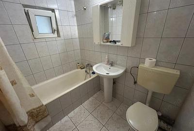 Apartament 2 camere, parter - zona Cetate - 2