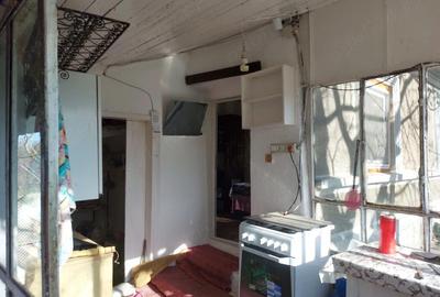 Casă cu 3 camere cu Teren 1563 Mp în Sărulești - 3