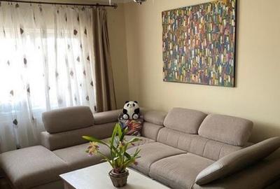 Apartament cu 2 camere decomandat în Apărătorii Patriei