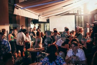 Spațiu comercial, de 90 mp, în Central - 4