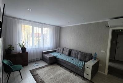 Apartament cu 3 camere semidecomandat în Tătărași - 11