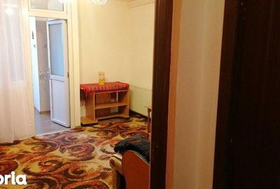 Garsonieră decomandată în Central - 1