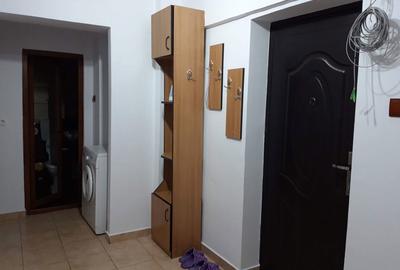 Apartament cu 2 camere decomandat în Micro 20 - 3