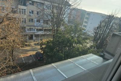 Apartament cu 2 camere semidecomandat în 1 Mai - 11