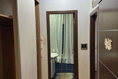 Garsonieră decomandată în Băneasa