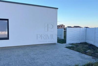 Duplex cu 3 camere cu Canalizare în Moșnița Nouă - 3