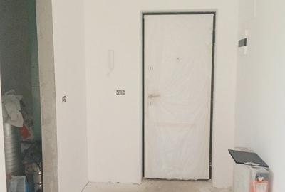 Apartament cu 2 camere semidecomandat în Nufărul