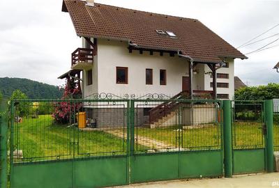 Casă cu 3 camere în Sovata - 16