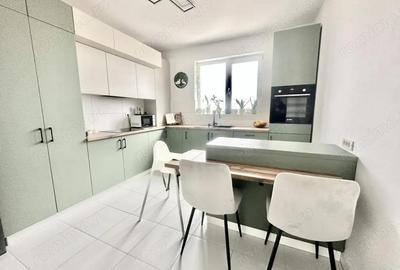 Casă cu 4 camere cu Teren 250 Mp în Giroc