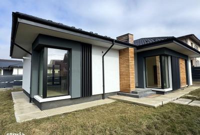 Casă cu 4 camere cu Teren 540 Mp în Miroslava - 2