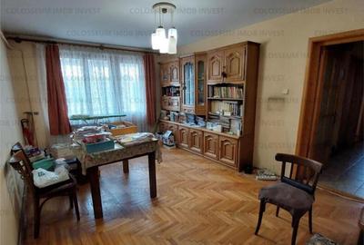 Apartament 4 camere, decomandat - zona Tractorul Apartament 4 camere, decomandat - zona Tractorul - 1