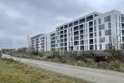 Teren de 2760 mp, în Central