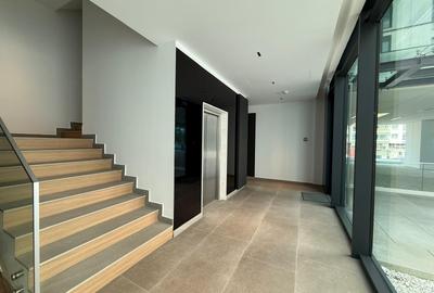 Apartament cu 4 camere semidecomandat în Nord - 17