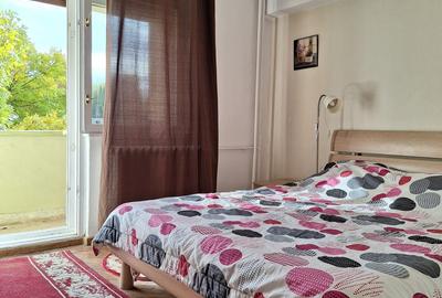 Apartament cu 3 camere semidecomandat, mobilat în P-ța Unirii - 2