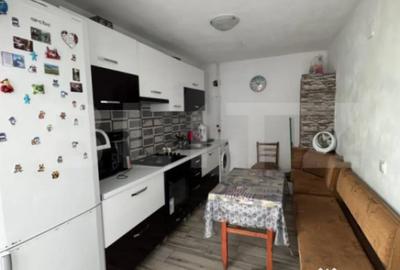 Casă cu 4 camere cu Teren 1500 Mp în Central - 2