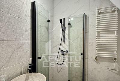 Apartament modern cu o camera, curte, centrala, zona Lune... - 1