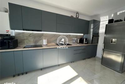 Casă cu 4 camere cu Teren 440 Mp în Rediu - 9