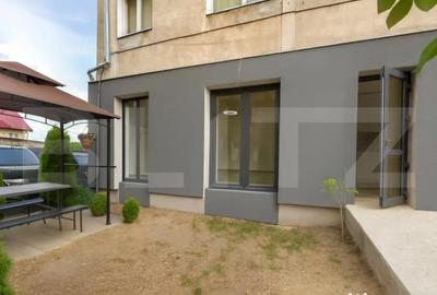 Spațiu comercial, de 33 mp, în Central - 7