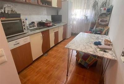 RECO Apartament de 3 camere de vanzare Rogerius