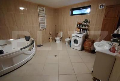 Casă cu 4 camere cu Teren 980 Mp în Craiovița Nouă - 12