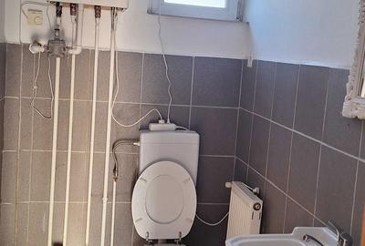 Spațiu comercial, de 90 mp, în Central