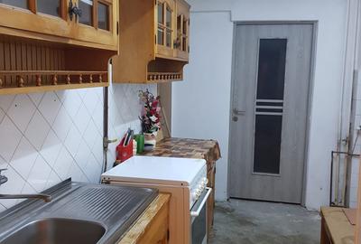Apartament cu 2 camere decomandat în Lipovei - 2