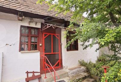Casa traditionala din lemn, cu teren de 600 mp. - Bodoc - 7