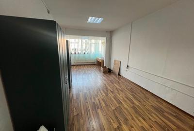 Birou, de 50 mp, în Central - 4