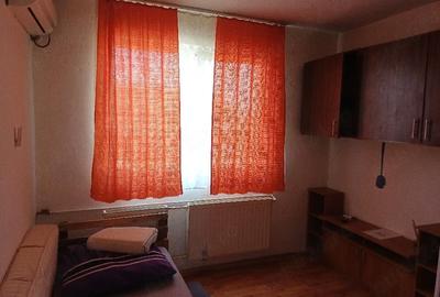 Garsonieră decomandată în Central - 4