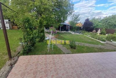 Casă individuală cu 6 camere cu Canalizare în Vest - 1