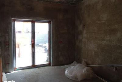 Casă cu 4 camere cu Teren 315 Mp în Ghiroda - 2