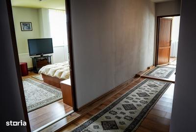 Casă cu Teren 740 Mp în Moieciu - 2