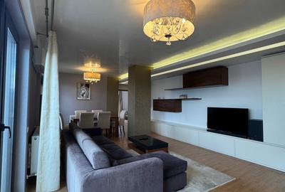 Apartament cu 3 camere decomandat în Europa