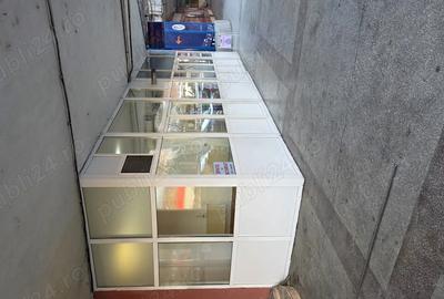 Inchiriez spatiu comercial 40 mp,central,str.G-ral Magheru,langa BCR,Ramnicu Valcea,550 euro. - 2