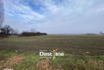 Teren de 7200 mp, în Girov - 1