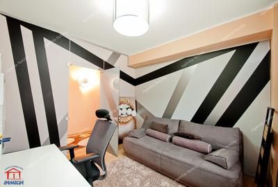 Multe camere Apartment pe bld. Cosbuc la bloc Colibri 1 - 8